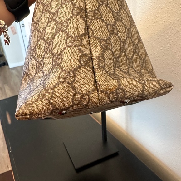 Gucci tote - Picture 14 of 17